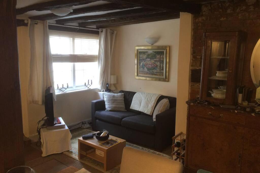 Cathedral View Cottage, 캔터베리 외부 사진
