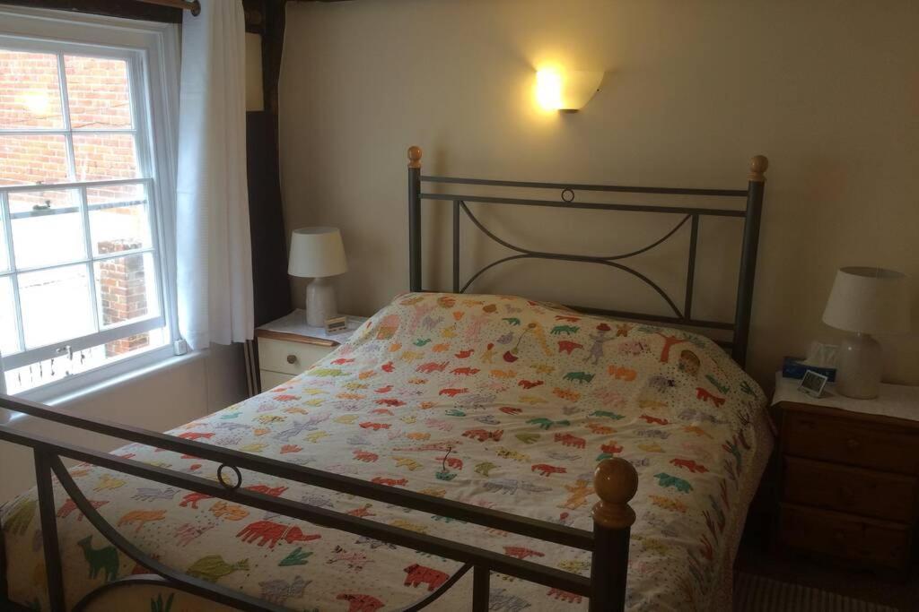 Cathedral View Cottage, 캔터베리 외부 사진